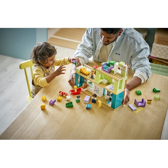 LEGO® Duplo® 3 in 1 Modern Family House with Figures (10470) image 4