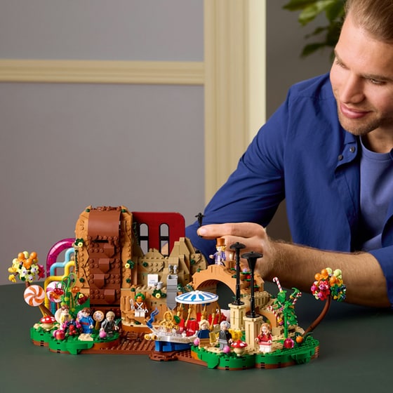 LEGO® Ideas Willy Wonka & the Chocolate Factory (21360) image 5