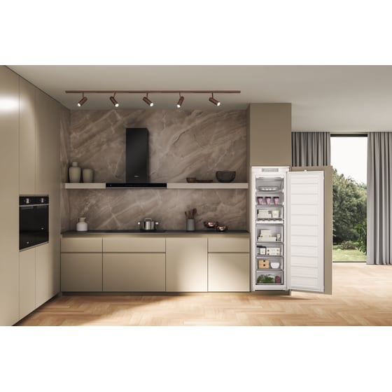 WHIRLPOOL WHSD18F083C1 P No Frost 209 Lt Εντοιχιζόμενος Καταψύκτης Όρθιος image 7