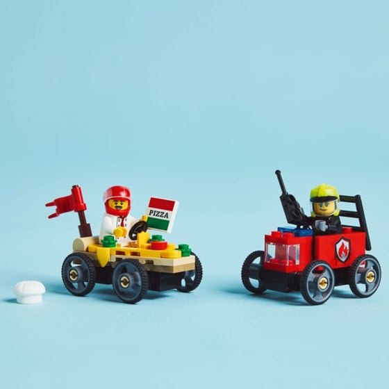 LEGO® City Pizza vs. Fire Truck Race Car Pack (60458) image 11