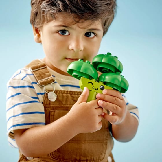 LEGO® Duplo Fruit and Vegetable Tractor (10982) image 5