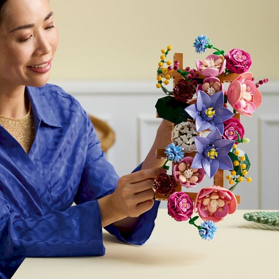 LEGO® Botanicals Flower Wall (11503) image 5