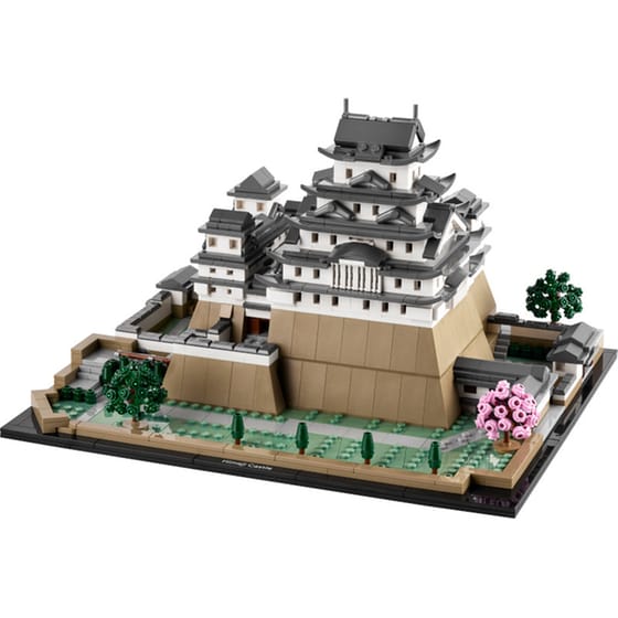 LEGO® Architecture Himeji Castle (21060) image 8
