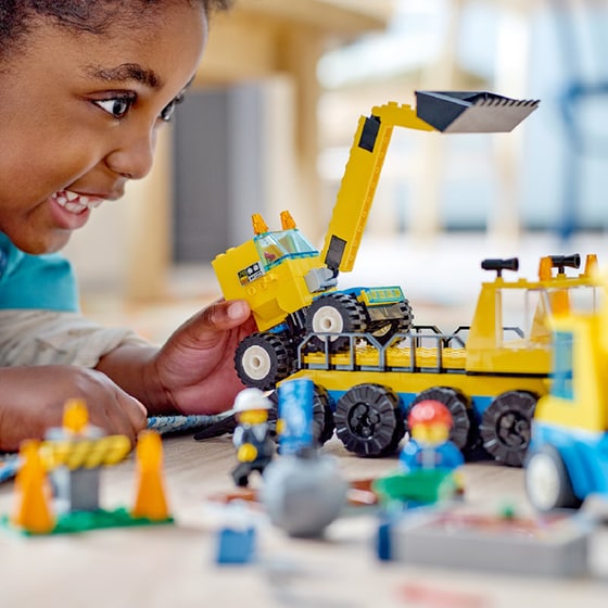 LEGO® City Construction Trucks and Wrecking Ball Crane (60391) image 6