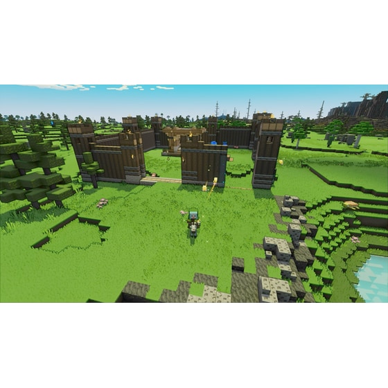 Minecraft Legends Deluxe Edition - PS4 image 10