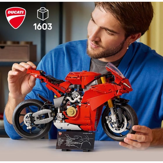 LEGO® Technic Ducati Panigale V4 S Motorcycle (42202) image 8