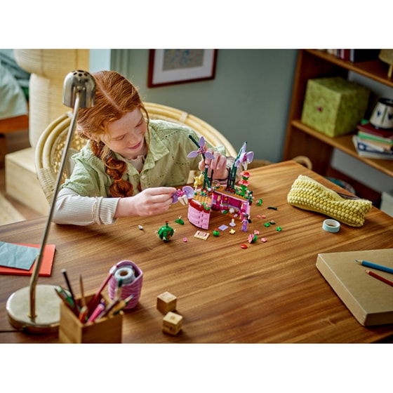 LEGO® Disney Mirabel's Isabela's Flowerpot (43237) image 5