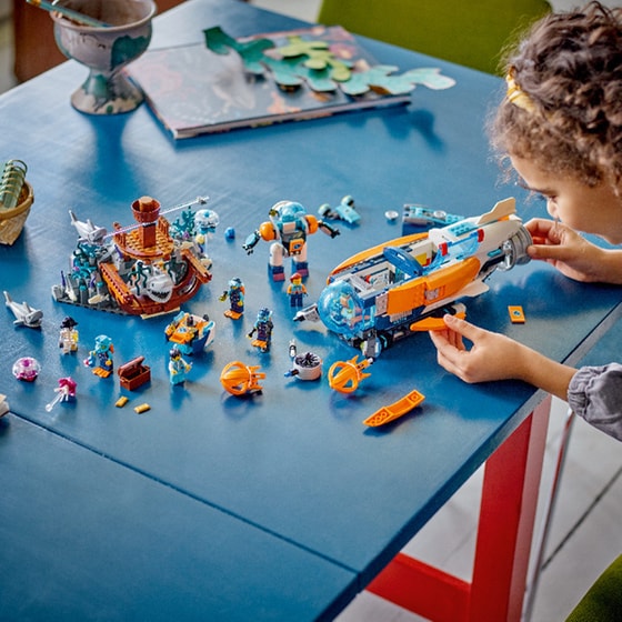 LEGO® City Deep-Sea Explorer Submarine (60379) image 3