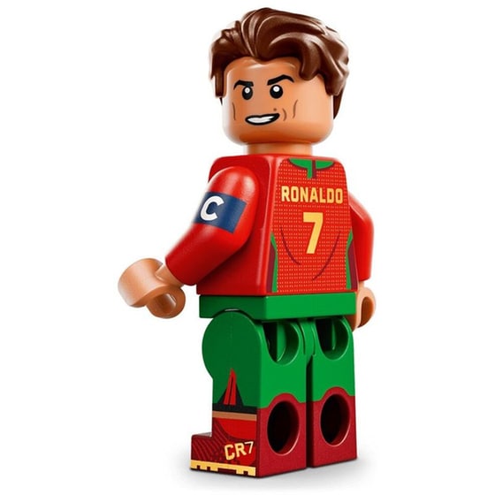 LEGO® Edition Football Cristiano Ronaldo (43012) image 5
