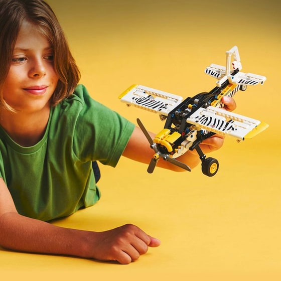 LEGO® Technic Μικρό Αεροπλάνο, Παιχνίδι-αεροπλάνο (42198) image 4