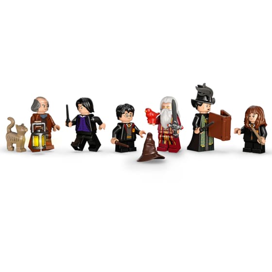 LEGO® Harry Potter Wizarding World Hogwarts™: Dumbledore’s Office (76402) image 6