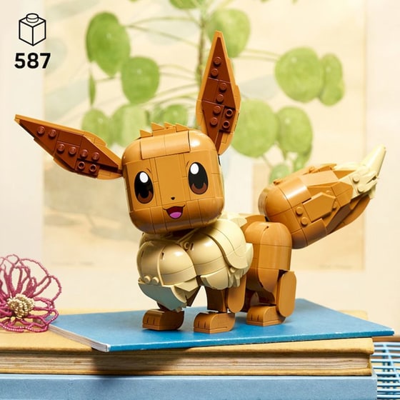 LEGO® Pokémon™ Eevee (72151) image 2