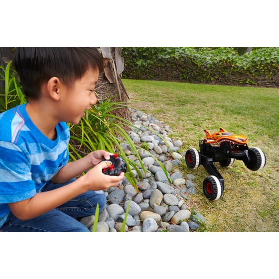 Hot Wheels Monster Trucks - HW Unstoppable Tiger Shark image 10