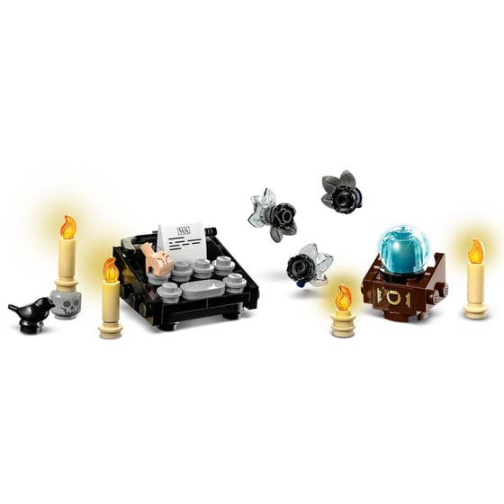 LEGO® Wednesday Addams Figure (76780) image 3
