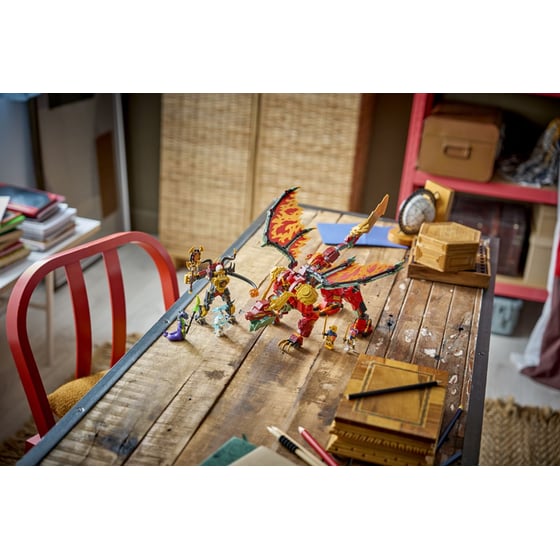 LEGO® Wyldfyre's Transforming Dragon Mech (71868) image 15