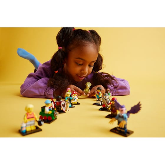 LEGO® Minifigures Series 25 (71045) image 8