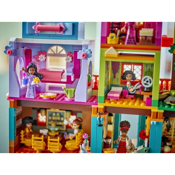 LEGO® Disney The Magical Madrigal House (43245) image 9