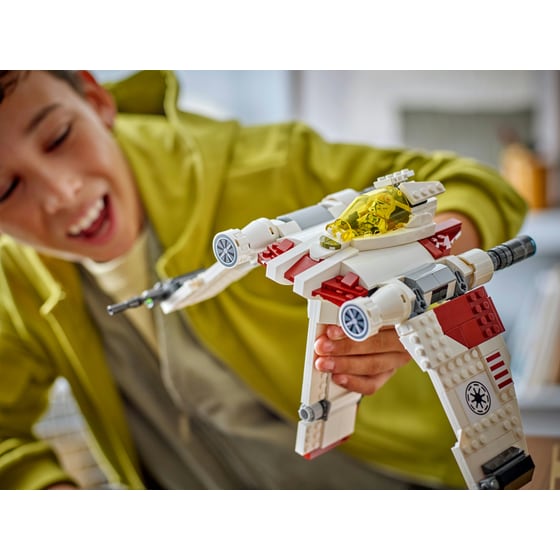 LEGO® Star Wars: The Clone Wars™ V-19 Torrent Starfighter (75432) image 5