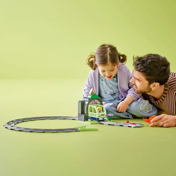 LEGO® Duplo Train Tunnel and Tracks Expansion Set (10425) image 9