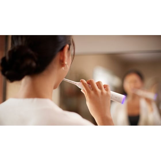 Ηλεκτρική Οδοντόβουρτσα PHILIPS Sonicare 7100 HX7420/02 - Λευκό image 4