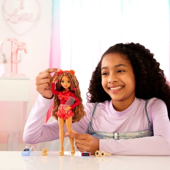 Κούκλα Mattel Barbie Dream Besties - Teresa (HYC23) image 3
