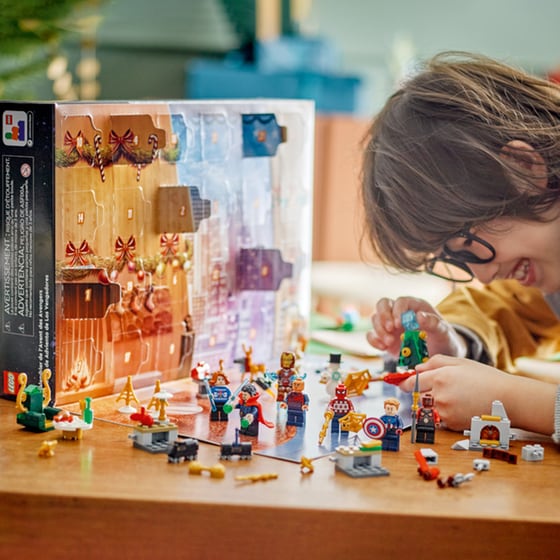 LEGO® Marvel Avengers Advent Calendar (76267) image 2