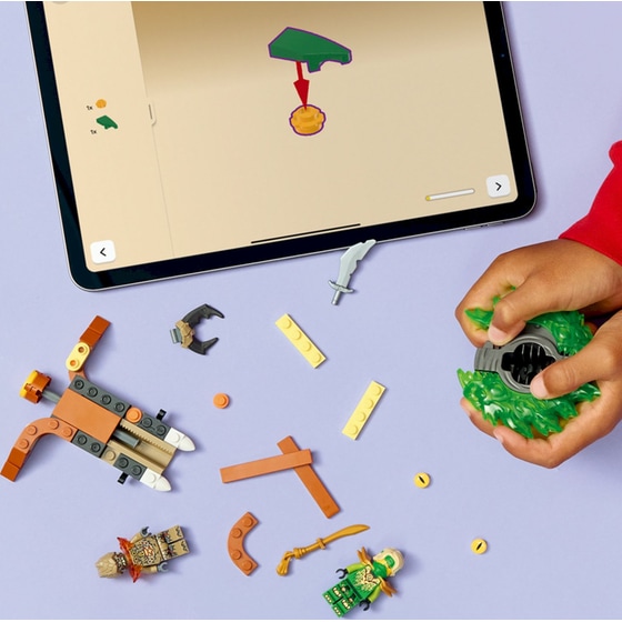 LEGO® Ninjago® Lloyd vs. Earth Monster Spinner (71850) image 4