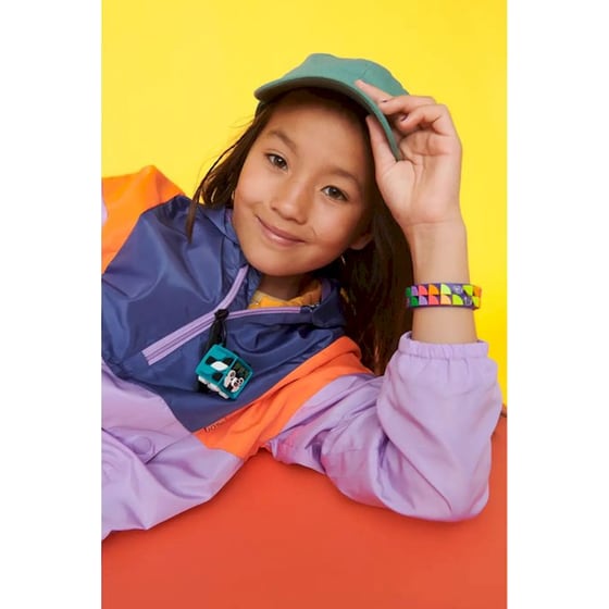 LEGO® Dots Neon Tiger Bracelet & Bag Tag (41945) image 14
