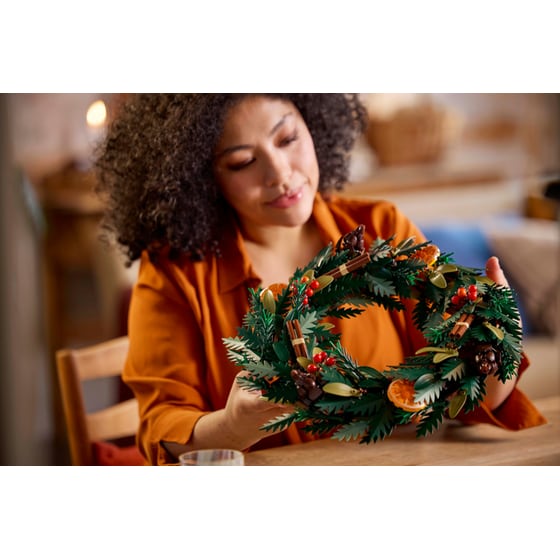 LEGO® Botanicals Wreath (10340) image 5