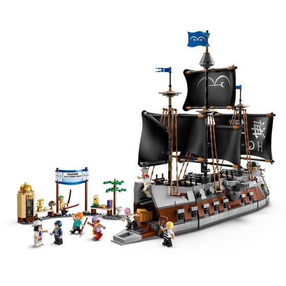 LEGO® One Piece Garp's Marine Battleship (75646) image 7