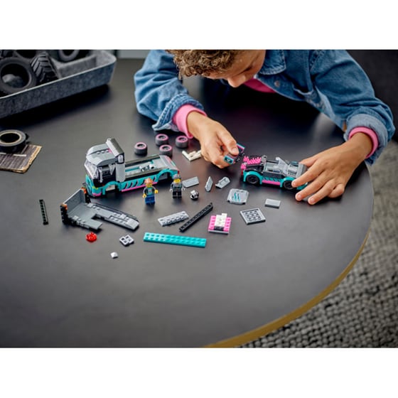 LEGO® City Race Car and Car Carrier Truck (60406) image 6