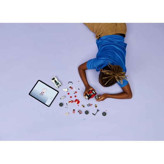 LEGO® Sonic the Hedgehog Silver's Car vs. Knuckles' Monster Truck (77118) image 4