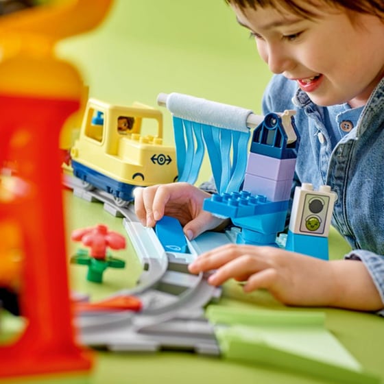 LEGO® Duplo Big Interactive Community Train (10428) image 6