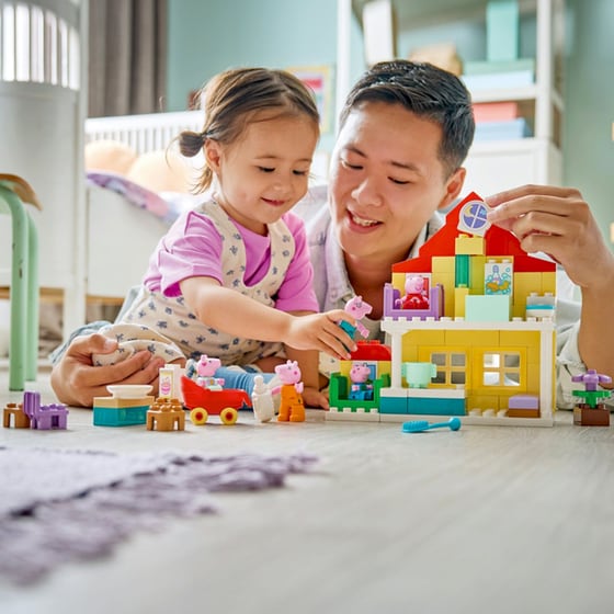 LEGO® Duplo® Peppa Pig Family House (10467) image 6