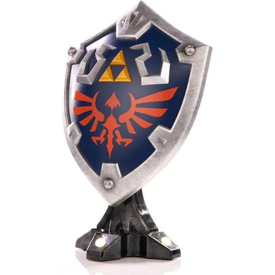 Φιγούρα First 4 Figures - The Legend Of Zelda: Breath Of The Wild - Hylian Shield - Collector's Edition image 1