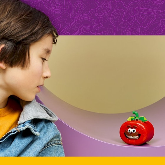 LEGO® Fortnite® Tomatohead (77079) image 11