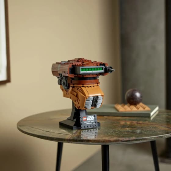 LEGO® Star Wars Princess Leia™ (Boushh™) Helmet (75351) image 5