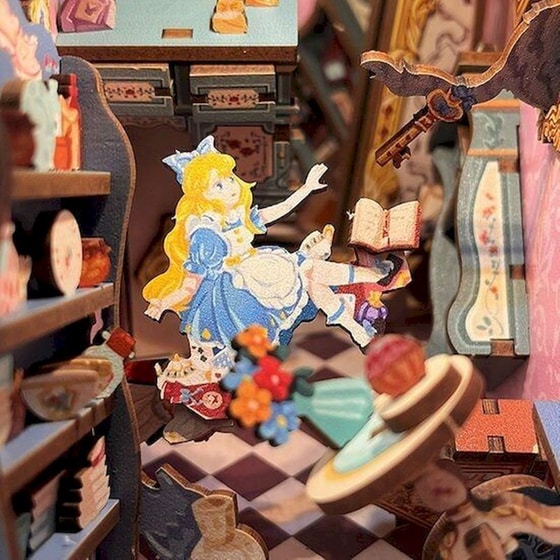 DIY 3D Puzzle Book Nook Kit Βιβλιοστάτης - Alice in Wonderland image 4