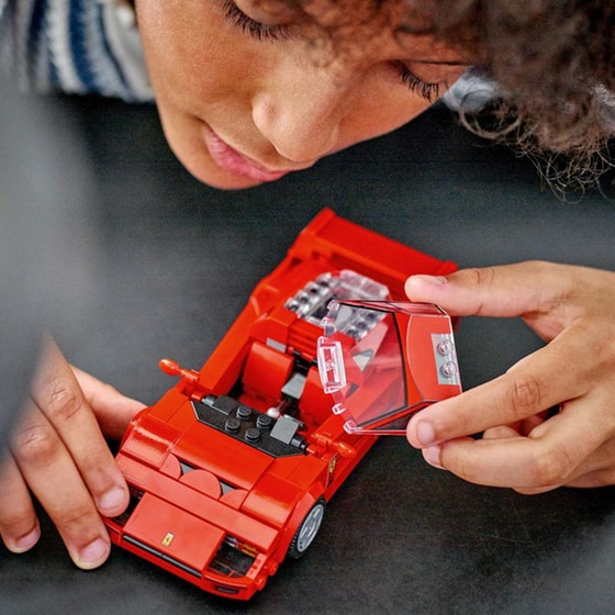 LEGO® Speed Champions Ferrari F40 Supercar (76934) image 4