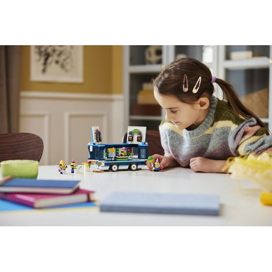 LEGO® Despicable Me Minions' Music Party Bus (75581) image 4