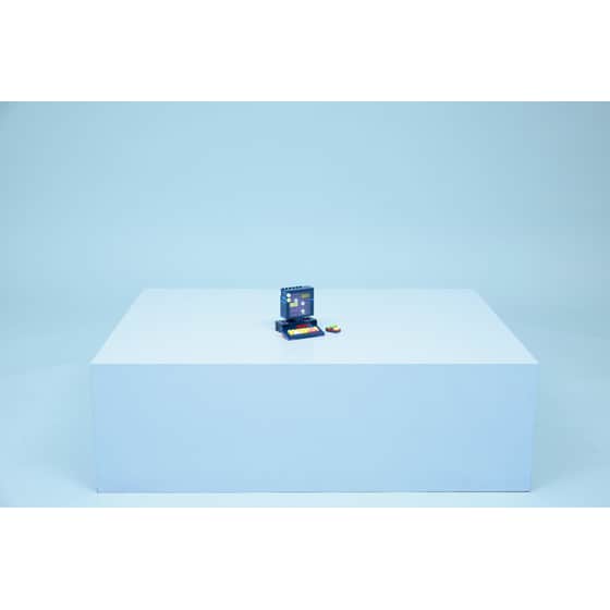 LEGO® Creator Retro Gaming Console (31380) image 6