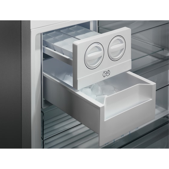 ELECTROLUX LNT6ME46X3 No Frost 481 Lt Ασημί Ψυγειοκαταψύκτης image 7