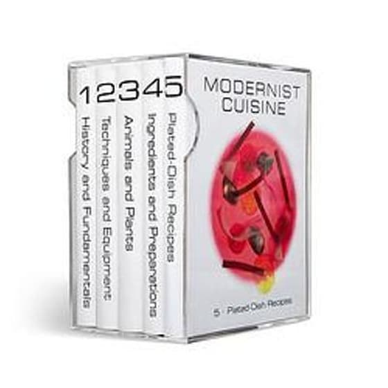 Modernist Cuisine:The Art and Science of Cooking image 0