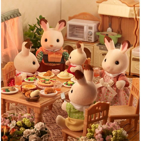 Sylvanian Families - The Chocolate Rabbit Family (5655) image 5