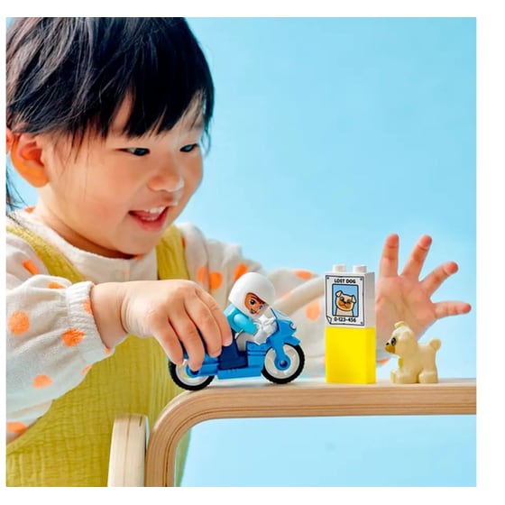 LEGO® Duplo Police Motorcycle (10967) image 3