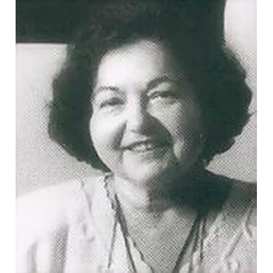 Οι δύο αδελφές και η μητέρα τους image 1