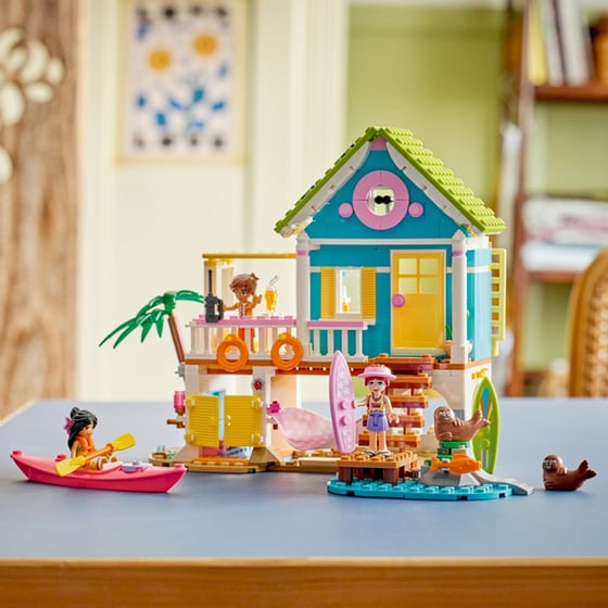 LEGO® Friends Beach House with Seals (42699) image 6