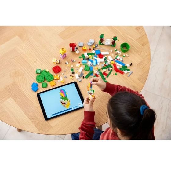 LEGO® Super Mario™ Adventures with Peach Starter Course (71403) image 7