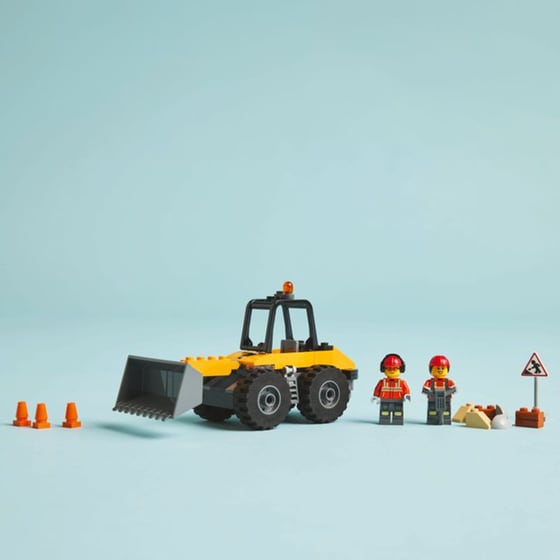 LEGO® City Yellow Construction Wheel Loader (60450) image 11
