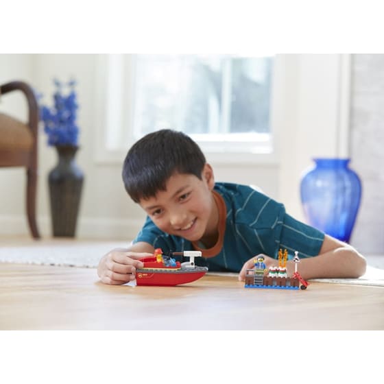 LEGO® City Πυρκαγιά Στην Αποβάθρα (60213) image 3